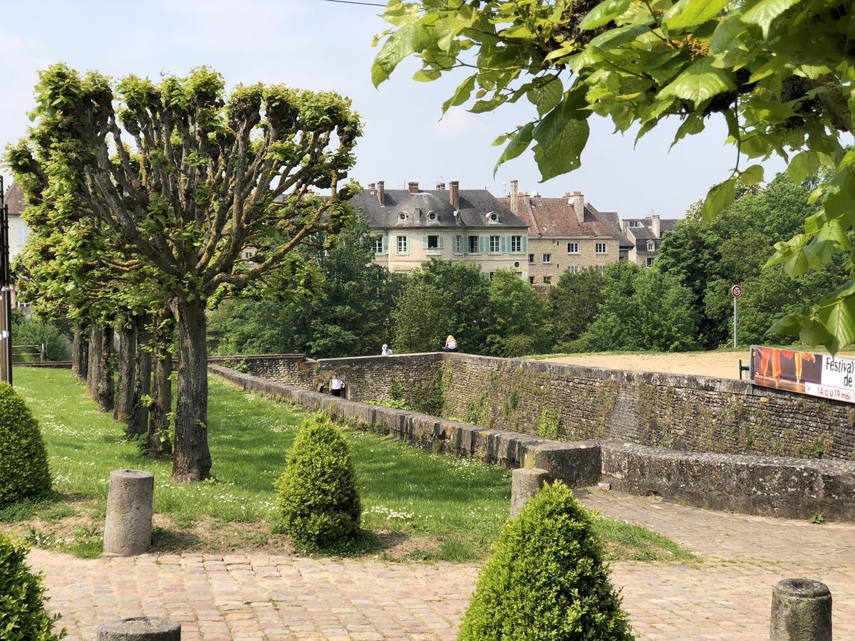 Bed and Breakfast Castel Saint-Léonard Falaise  Esterno foto